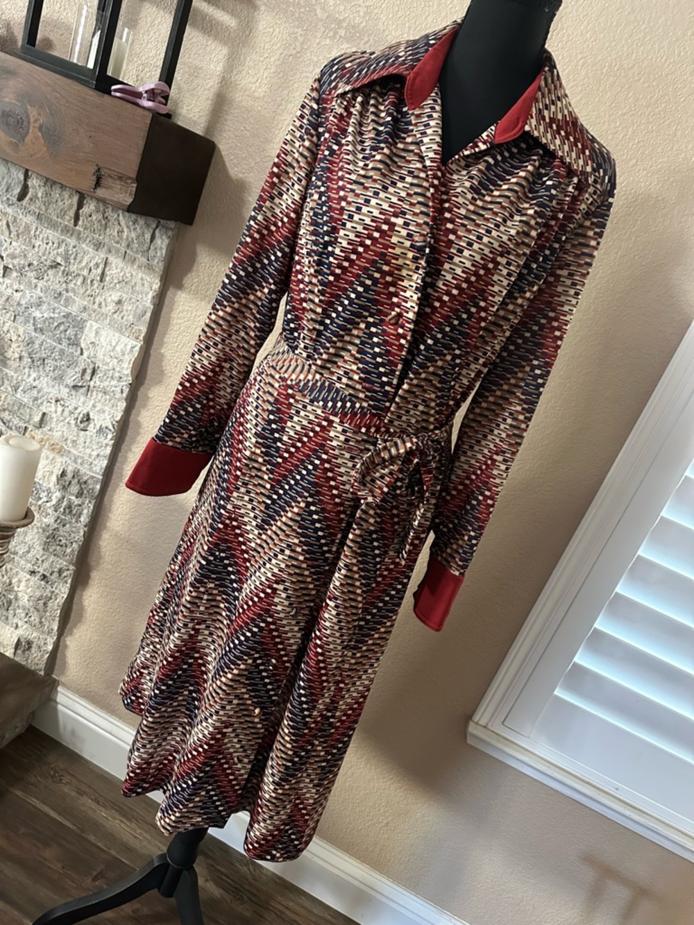 70’s Leslie Pomer long sleeve dress women’s M? earth tone geometric MOD vintage